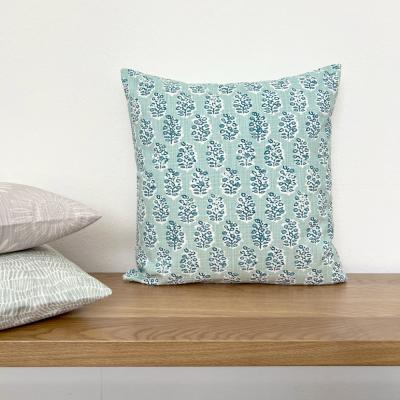 Kissenhülle Kissenbezug Dekokissen Sofakissen PER geblümt in blasstürkis, blau und weiß