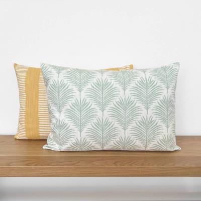 Preview: 1 Kissenhülle PALMETO Pistazie lemon pastellgrün weiß Palmwedel Sofakissen Kissen Kissenbezug Dekokissen Landhaus 30x50 40x60