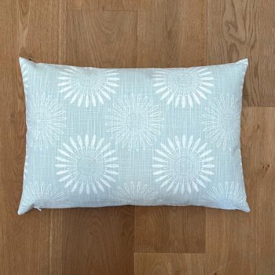 Preview: Kissenbezug IVA silberblau zartes hellblau Blumen Sofakissen Frühling Sommer Kissen Landhausstil 30x50 40x60