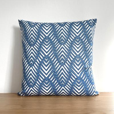 Preview: Kissenhülle JAVI blau weiß Landhaus maritim Kissen Kissenhülle Sofakissen Dekokissen 40x40 50x50 60x60