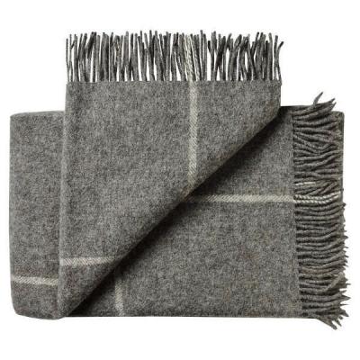 Preview: Passende Wolldecke MANDO in XXL Format 220x260 cm kariert grau Wolle Herbst Winter